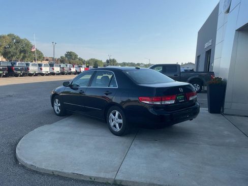 Used 2004 Honda Accord EX image 3