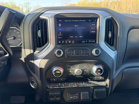 Used 2019 GMC Sierra 1500 SLE w/ SLE Value Package AWD/4WD image 7