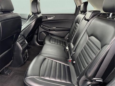 Used 2020 Ford Edge SEL image 13
