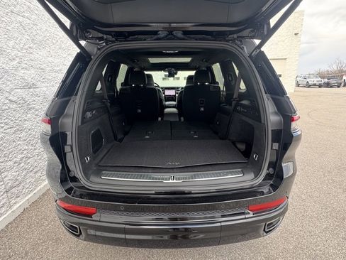 Used 2024 Jeep Grand Cherokee L Summit image 12