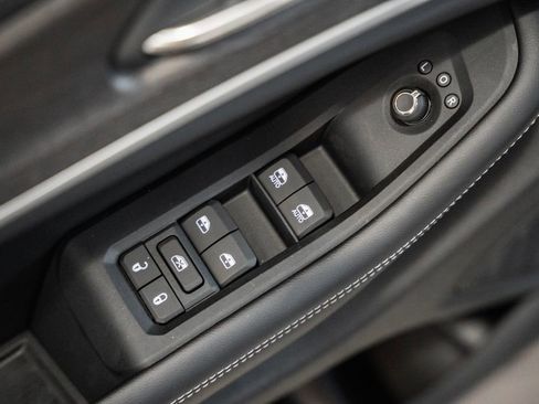 New 2025 Jeep Grand Cherokee L Limited w/ Luxury Tech Group II image 40