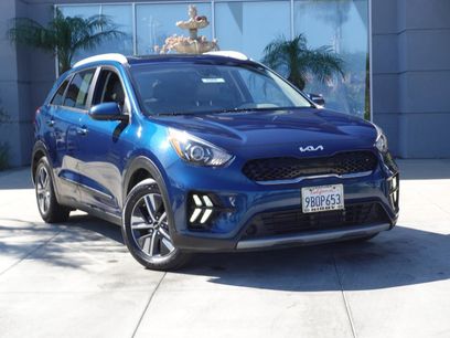 Used 2022 Kia Niro LXS
