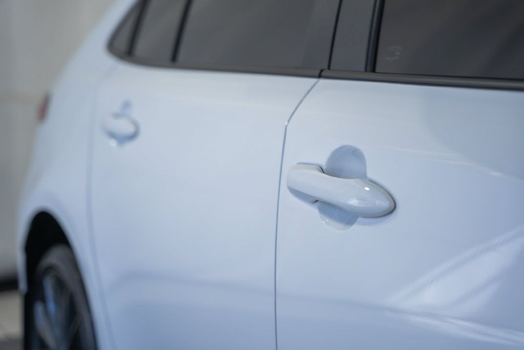 Used 2025 Toyota Corolla SE FWD image 14