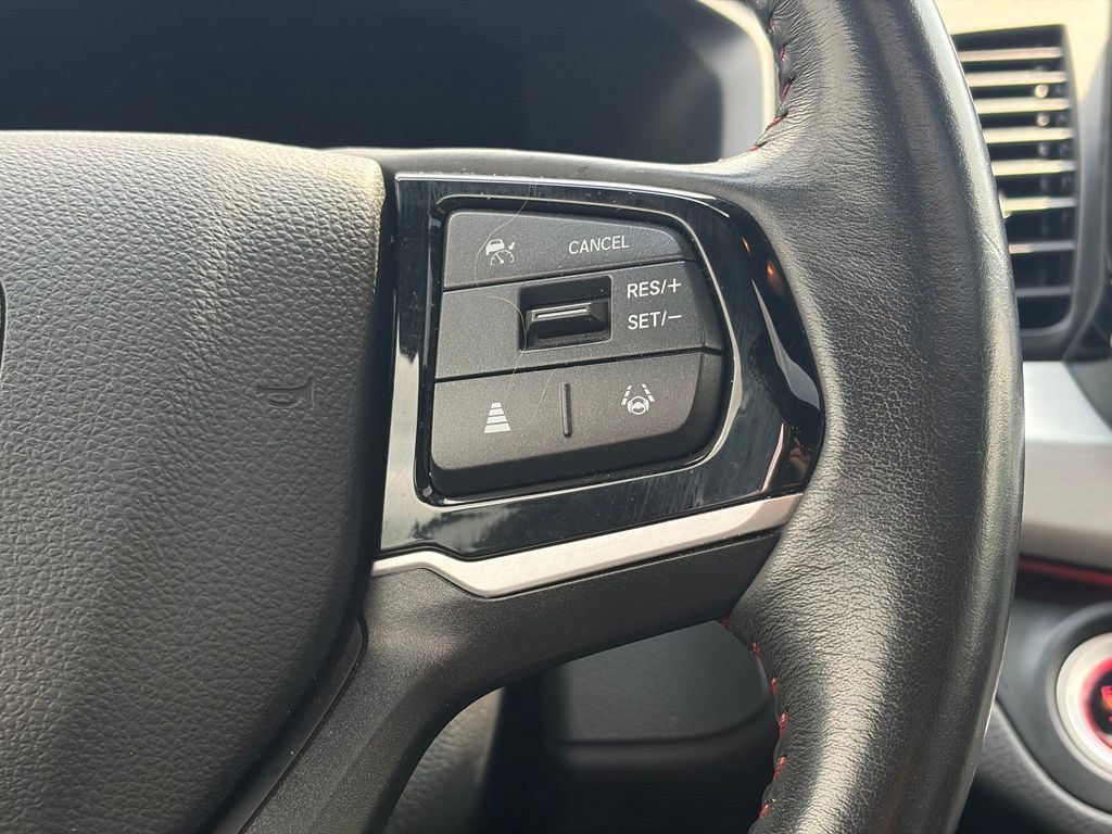 Used 2025 Honda Odyssey Sport-L image 32