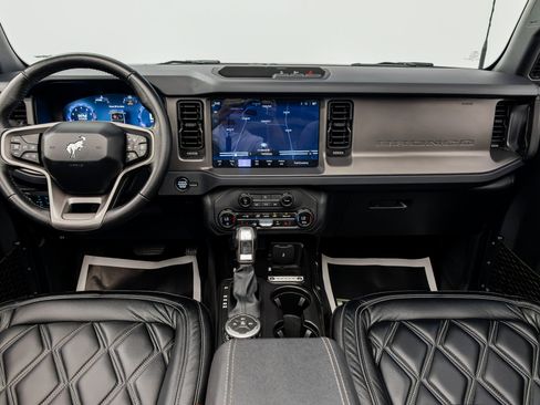Used 2025 Ford Bronco Big Bend AWD/4WD image 38