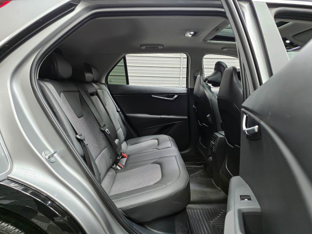 Used 2025 Kia Niro EX Touring FWD image 17