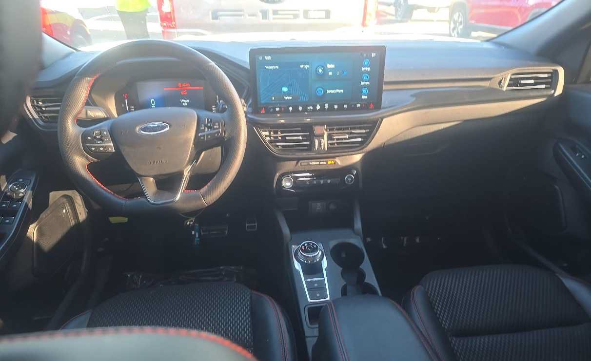 Used 2024 Ford Escape ST-Line w/ Tech Pack #1 AWD/4WD image 12
