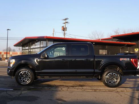 Used 2021 Ford F150 XLT w/ Equipment Group 302A High image 4