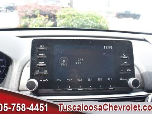 Used 2019 Honda Accord LX image 30