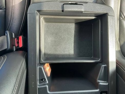 Used 2023 Chevrolet Traverse LT w/ LPO, Floor Liner Package AWD/4WD image 16