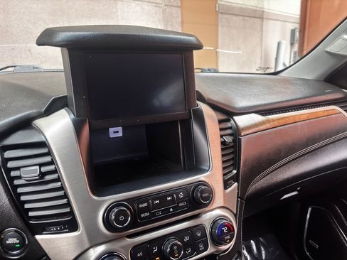 Used 2020 GMC Yukon XL Denali w/ Denali Ultimate Package image 32