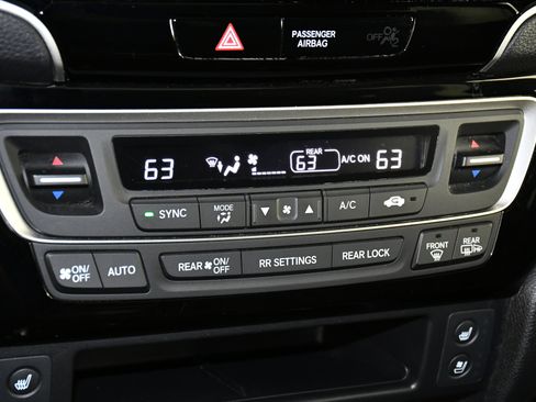 Used 2025 Honda Ridgeline Black Edition image 31