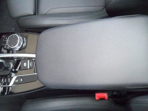 Used 2021 BMW X3 xDrive30i w/ Convenience Package (ZC2) image 14