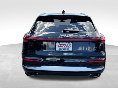 Used 2025 Audi Q5 Premium w/ Convenience Package AWD/4WD image 7