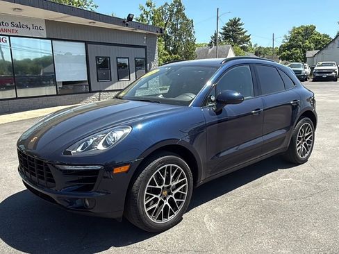 Used 2017 Porsche Macan S AWD/4WD image 3