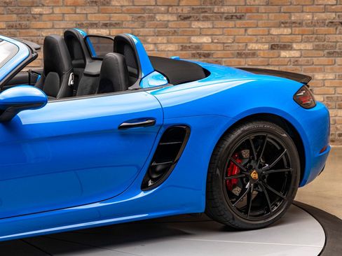 Used 2024 Porsche 718 Boxster S image 13