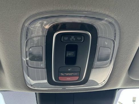 Used 2024 Hyundai Elantra SEL w/ Convenience Package FWD image 36