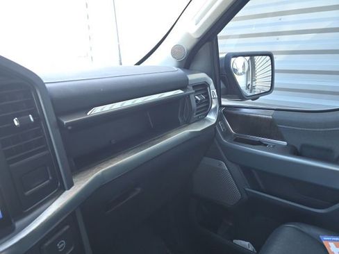 Used 2021 Ford F150 Lariat w/ Equipment Group 502A High image 16