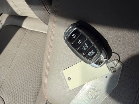 Used 2019 Hyundai Santa Fe AWD image 51