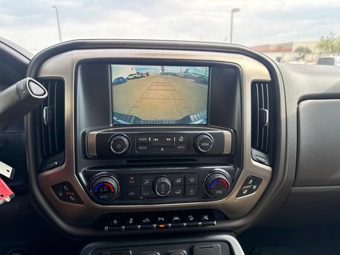 Used 2018 GMC Sierra 1500 Denali w/ Denali Ultimate Package AWD/4WD image 12