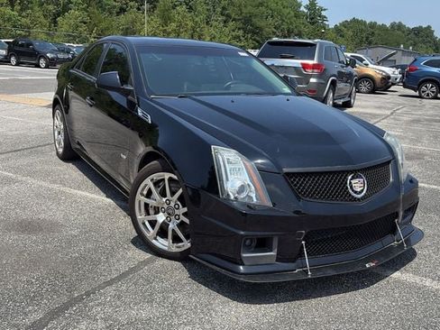 Used 2010 Cadillac CTS V RWD image 4