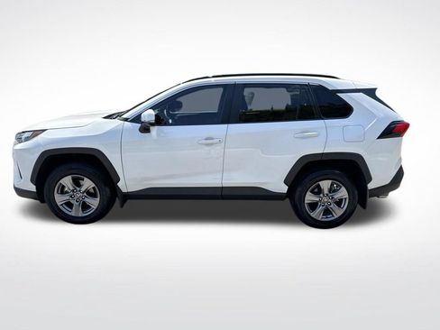 Used 2024 Toyota RAV4 XLE FWD image 8