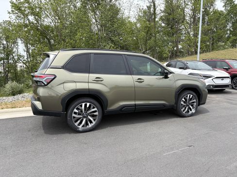 New 2026 Subaru Forester Touring AWD/4WD image 8