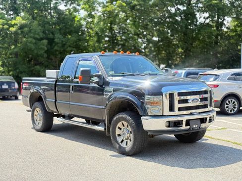 Used 2008 Ford F250 XLT AWD/4WD image 2