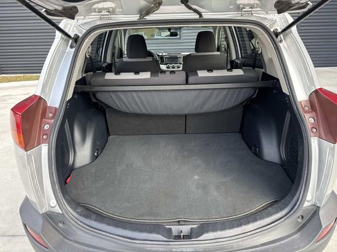 Used 2014 Toyota RAV4 LE image 13
