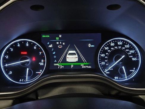 Used 2019 Toyota Avalon Limited image 11