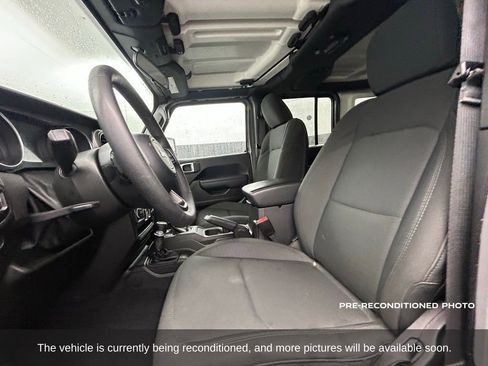 Used 2023 Jeep Wrangler Unlimited w/ Convenience Group image 11