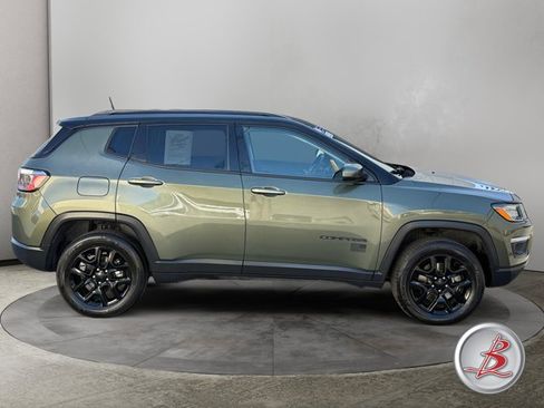 Used 2021 Jeep Compass Sport AWD/4WD image 8