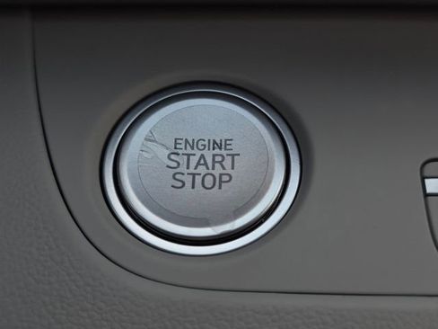 New 2026 Hyundai Elantra Limited FWD image 29