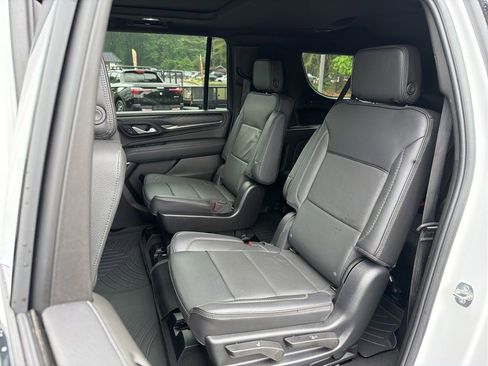 Used 2023 GMC Yukon XL Denali AWD/4WD image 20