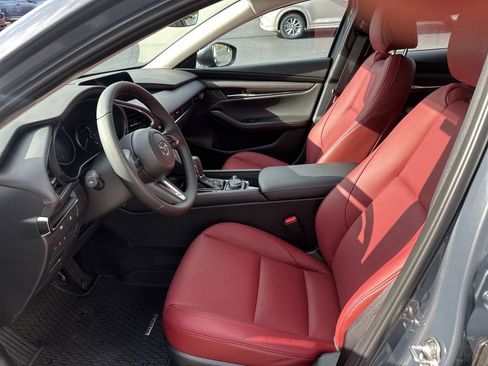 New 2026 MAZDA MAZDA3 Carbon image 25