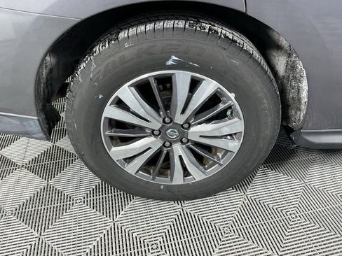 Used 2017 Nissan Pathfinder SL w/ SL Premium Package image 16