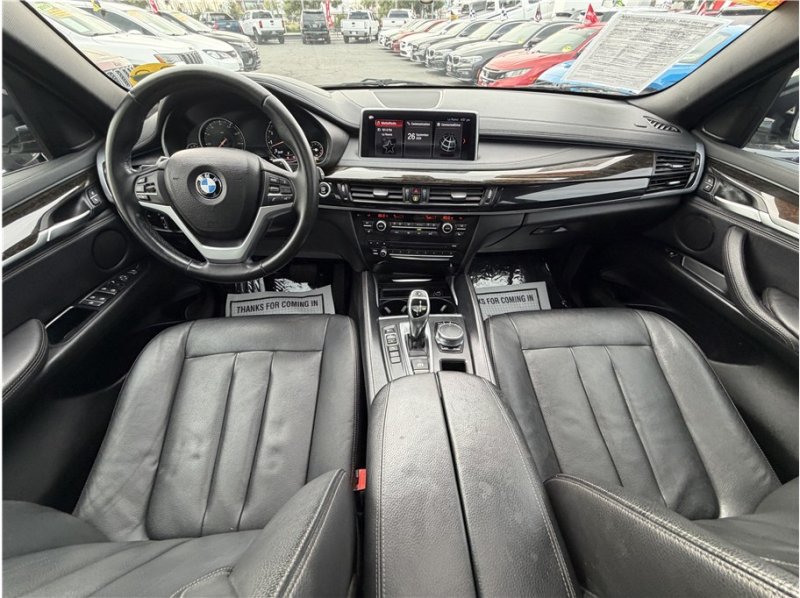 Used 2019 BMW X6 sDrive35i w/ Convenience Package RWD image 26