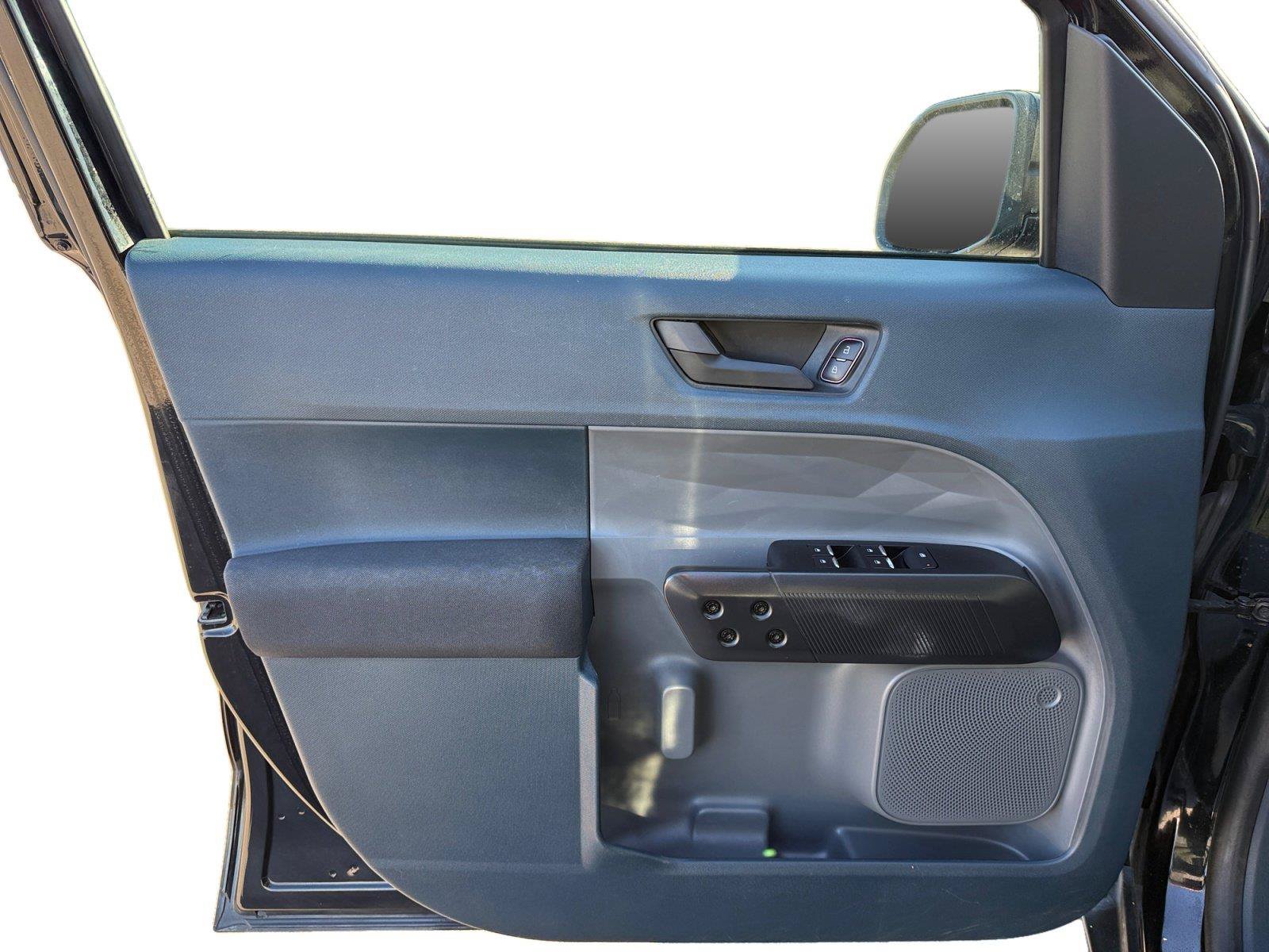Used 2022 Ford Maverick XL FWD image 9
