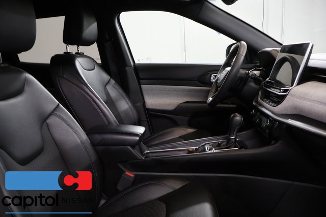Used 2024 Jeep Compass Latitude AWD/4WD image 26