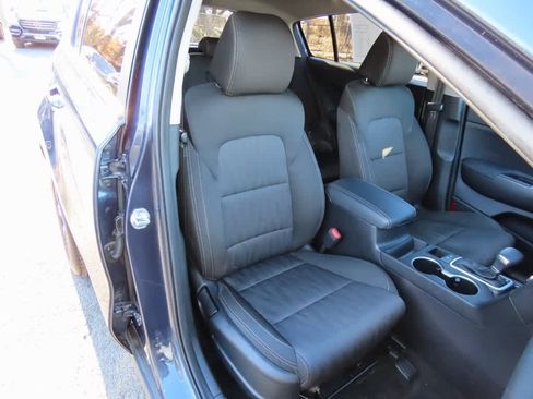 Used 2022 Kia Sportage LX image 16