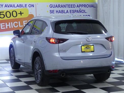 Used 2021 MAZDA CX-5 Touring image 4