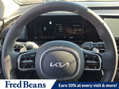 New 2026 Kia Carnival SX w/ SX Dark Edition Package FWD image 15