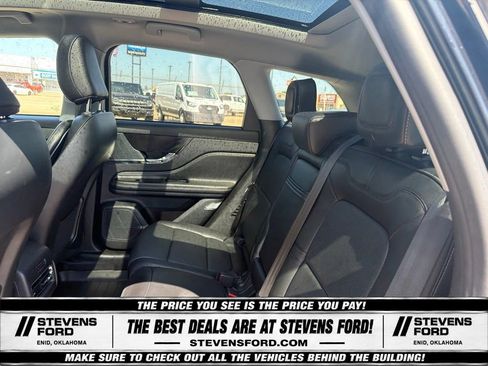 Used 2022 Lincoln Corsair AWD w/ Premium Package image 35