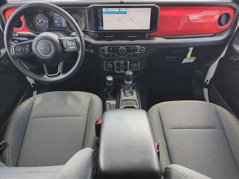 Used 2025 Jeep Gladiator Sport AWD/4WD image 20
