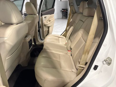 Used 2016 Nissan Murano Platinum w/ Platinum Technology Package AWD/4WD image 39