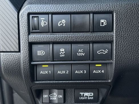 Used 2025 Toyota Tacoma TRD Pro AWD/4WD image 26