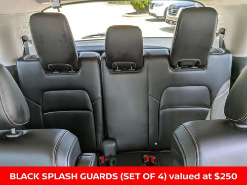 Certified 2024 Nissan Pathfinder Platinum AWD/4WD image 30
