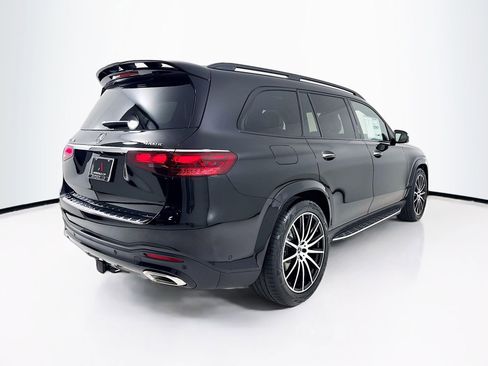 New 2026 Mercedes-Benz GLS 580 4MATIC image 8