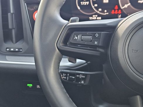 Certified 2025 Porsche Cayenne image 26