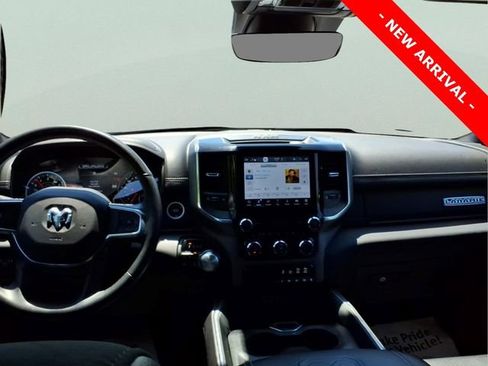 Used 2022 RAM 1500 Laramie w/ Sport Appearance Package AWD/4WD image 9